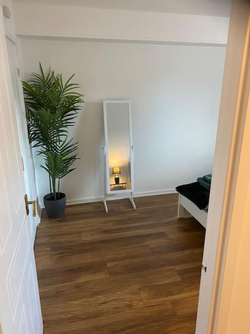 Perfectly Situated Luxury 2 Bedroom Apartment Glasgow Esterno foto